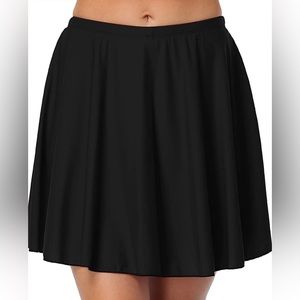 Coastal Rose Long Swim Skirt. Size 20. Navy Blue. NWT! Built-In Shorts